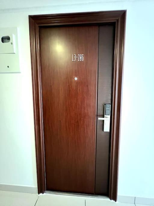 Dayinn, Skyhouse Bsd Lux And Homey Studio, Near Aeon Bsd And Ice Bsd Cilenggang Exterior photo