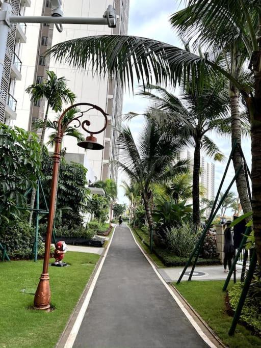 Dayinn, Skyhouse Bsd Lux And Homey Studio, Near Aeon Bsd And Ice Bsd Cilenggang Exterior photo